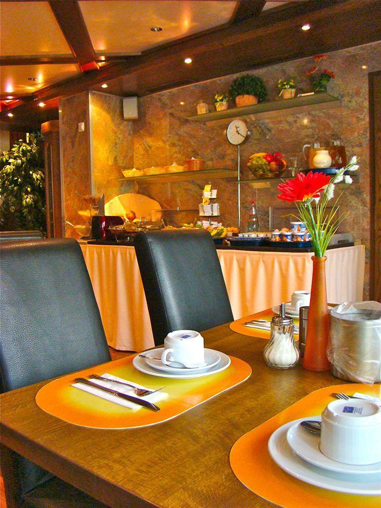 Hotel Sophien 3*